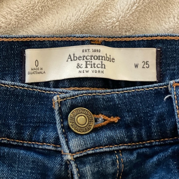 🔴 5 for 20$ A&F shorts - Picture 2 of 4